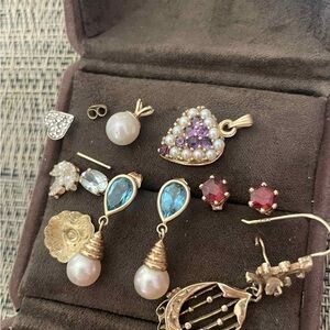 Lot 14kt gold lot are wearable all stamped and tested